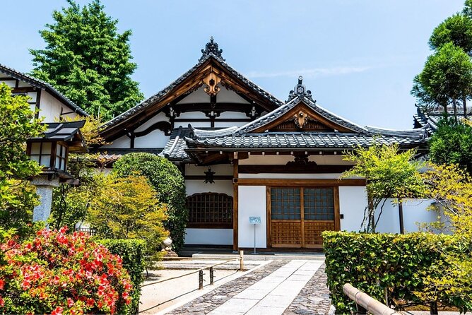 Arashiyama from Kyoto: Private & Personalized with a Local Guide - Tenryu-ji and the Zen garden rhythm: UNESCO worth your attention