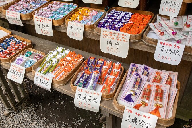 Arashiyama Hidden Gems: Walking Tour escaping crowds - Stop 2, Arashiyama Bamboo Forest: photos with less chaos