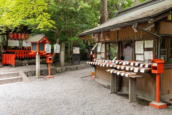 Arashiyama Hidden Gems: Walking Tour escaping crowds - Stop 3, Seiryoji Temple: shoe-off entry and a national treasure statue