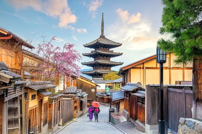Authentic Kyoto Gion Geisha/Maiko Cultural Experience - Why the guide translation makes a big difference