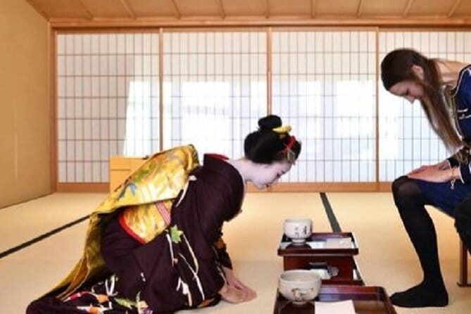 Authentic Kyoto Gion Geisha/Maiko Cultural Experience - Stop 2: In the teahouse, meet a maiko or geiko up close