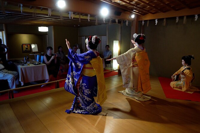 Authentic Maiko Experience＆Kyoto Dinner (Free drink) at Noh Stage - Your evening timeline, from doors open to the final game