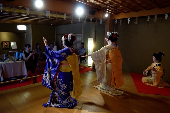 Authentic Maiko Experience＆Kyoto Lunch (Free drink) at Noh Stage - Okazaki-an and the Noh Stage Seat You Get