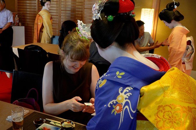Authentic Maiko Experience＆Kyoto Lunch (Free drink) at Noh Stage - Practical Tips Before You Book