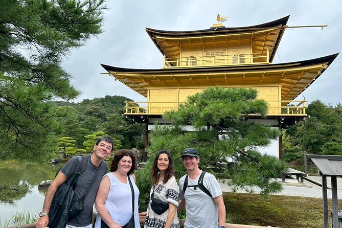 Crowd-Free Kyoto: Fushimi Inari, Nijo Castle & Kinkaku-ji - Stop 1: Fushimi Inari Taisha and the Senbon Torii trail