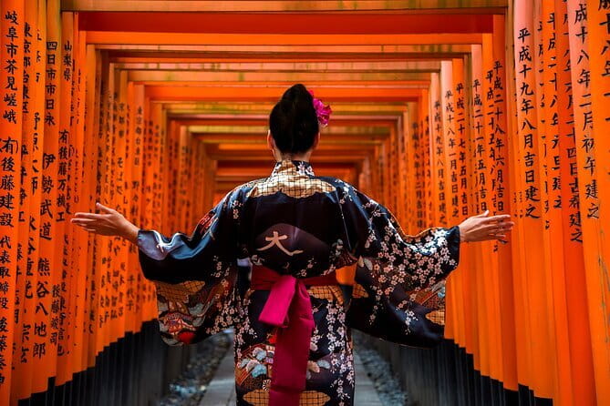 Discover Himeji, Kobe and Nara from Osaka - Morning at Himeji Castle, UNESCO Star of the Show
