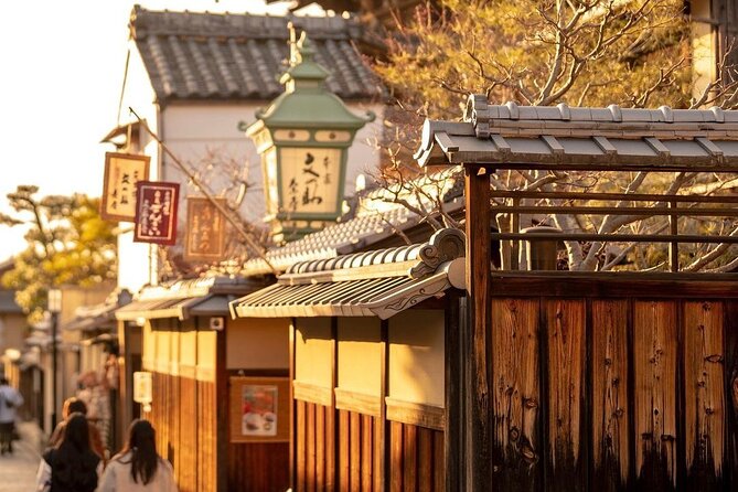 Discovering Kyoto A Tailored Private Tour of the City's Treasures - Izutsu Yatsuhashi Honpo Gion store: a 20-minute taste of Kyoto flavor