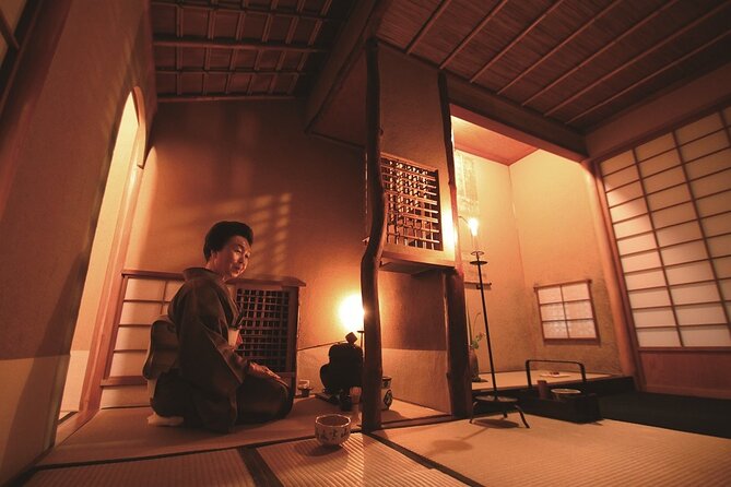 Experience Japan's Traditional Culture Night Tour in Kyoto - The Hanamikoji and Gion Shimbashi walk: paper lantern atmosphere without the guesswork