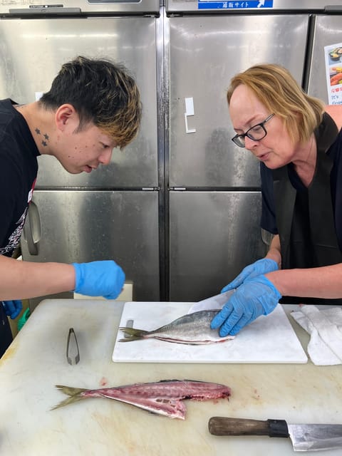 Fish cutting class - Diet Notes: Gluten-Free and Halal Soy Sauce Options