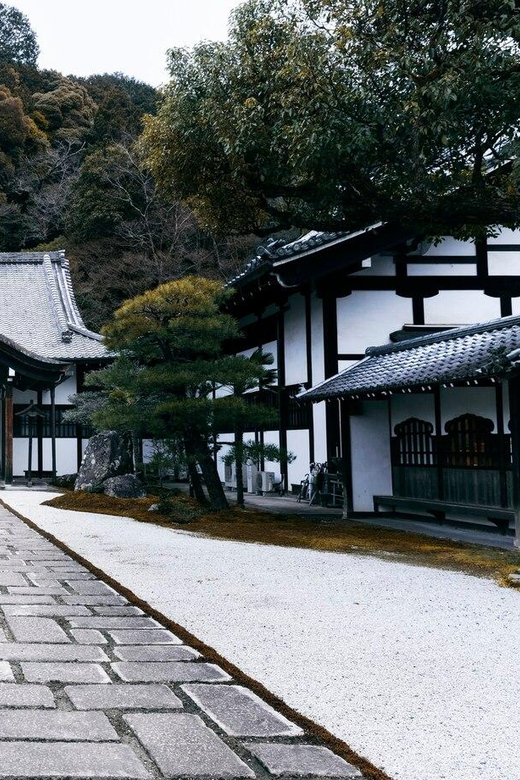 From Osaka/Kyoto: Private Kyoto and Nara Day Trip - Kyoto break time, shopping, and that one-hour class