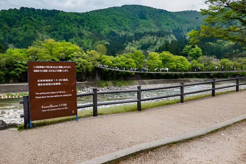 From Osaka/Kyoto: Shirakawa-go and Gokayama Day Tour - Shirakawa-go: where the thatched-roof village takes center stage