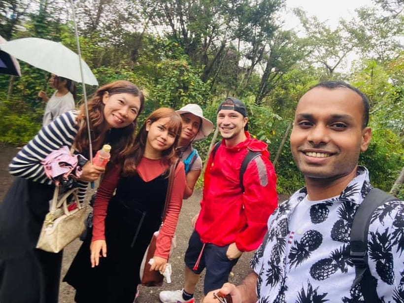 From Osaka: Nara Deer & Kyoto Kiyomizudera Sightseeing Tour - Meeting Point, WhatsApp, and how the share-tour keeps moving