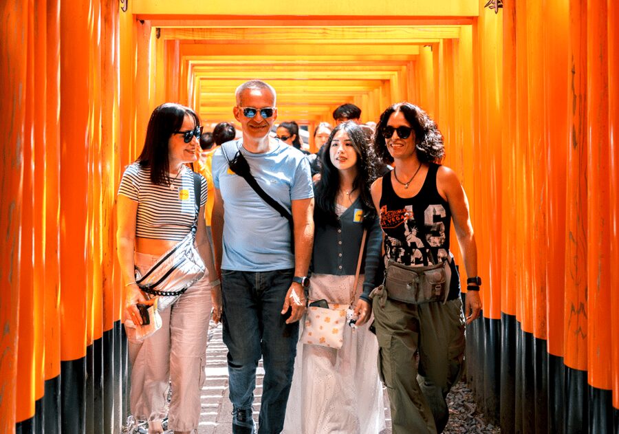 From Osaka: Sagano Train Ride and Kyoto Guided Day Tour - Fushimi Inari Shrine, walking through torii gates that never end