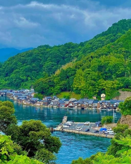 FromOsaka/Kyoto:Hiroshima & Miyajima Private Tour with Lunch - Hiroshima-style okonomiyaki lunch: included, filling, and timed for the day