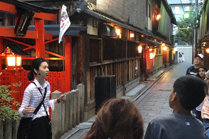Gion Walking Tour by Night - The 2-Hour Walking Route Through Gion and the Shirakawa River Area