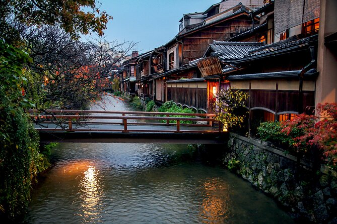 Guided Gion Tour: Explore Kyoto’s Historic Geisha District - Stop-by-stop: what you should watch for in Gion’s main landmarks
