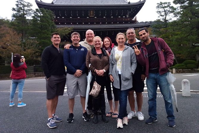 Guided Gion Tour: Explore Kyoto’s Historic Geisha District - Choosing your time: early morning for calm, night for lantern light