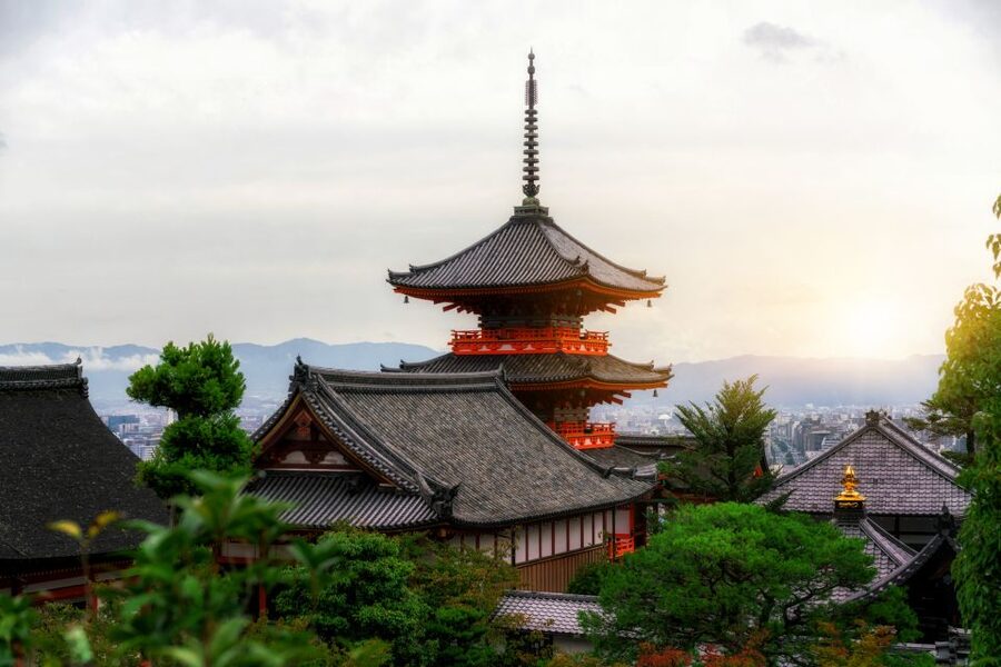 Higashiyama | Kyoto: Sakura Season Private Rickshaw Tour - Kiyomizu-Dera in the 120-Minute Option: A Sakura Walk at a World Heritage Site