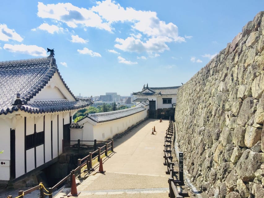 Himeji: Private Guide Tour of the Castle from Osaka or Kyoto - Wanoyagura: why the second stop makes the visit feel complete