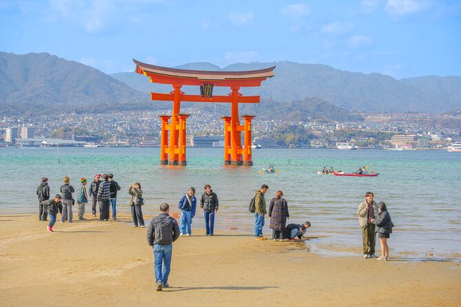 Hiroshima and Miyajima Full-Day Tour from Kyoto by Bullet Train - Hiroshima Peace Memorial Park and the Atomic Bomb Dome