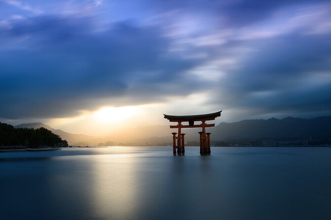 Hiroshima and Miyajima Full-Day Tour from Kyoto by Bullet Train - The guide experience: English, Spanish, and clear instructions