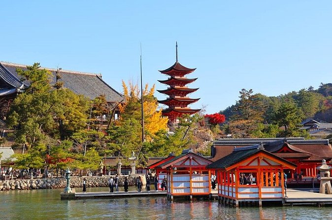 Hiroshima and Miyajima Private Day Tour from Kyoto/Osaka - Miyajima Island in two hours: how to make the most of “Island of Gods” time