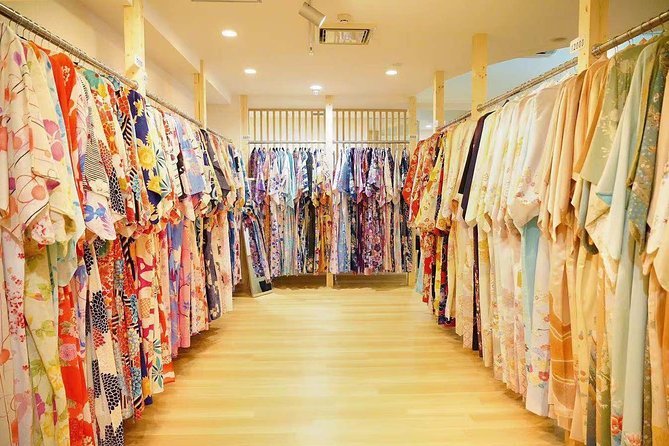 Kimono and Yukata Experience in Kyoto - Choosing a Kimono That Fits the Kyoto You Want to See