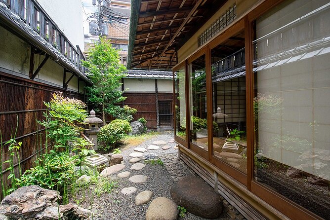 Kimono Tea Ceremony at Kyoto Maikoya, NISHIKI - Where Kyoto’s Nishiki neighborhood sets the tone