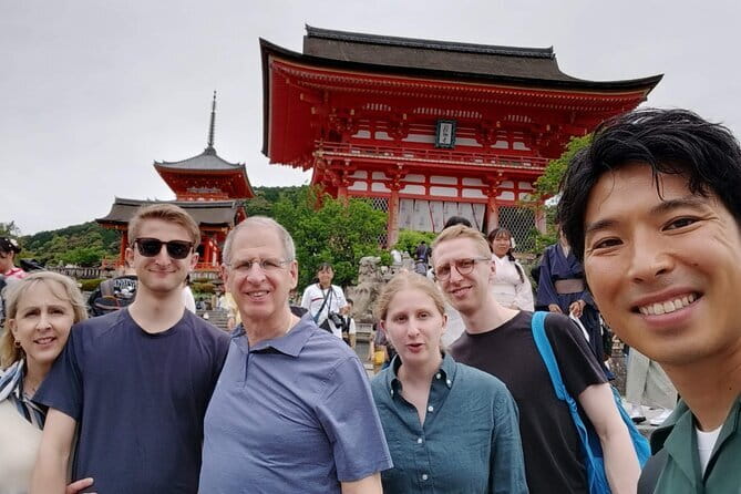 KIYOTO’s Kyoto Private Tour: Highlights & Hidden Gems - Kiyomizu-dera’s big view stage: why it feels like the main event