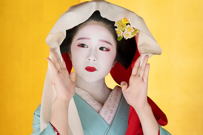 Kyomai Dance by Maiko Geiko and Visits of Gion Art Museum Kyoto - Stop 1: Gion Kobu Kaburenjo Theater and the geiko-maiko atmosphere