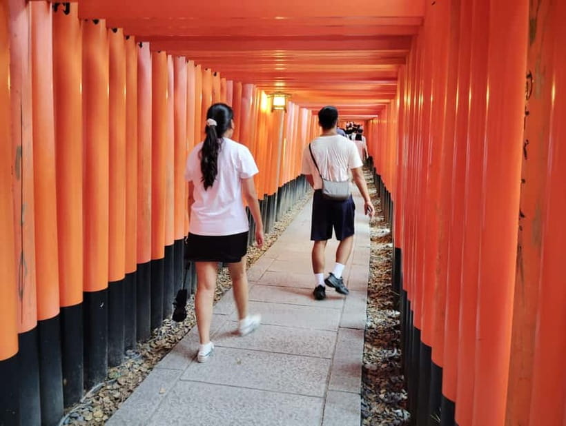 Kyoto: 1.5-Hour Guided Tour of Fushimi Inari Shrine - Starting at Fushimi Inari Taisha: the shrine’s role in Kyoto life