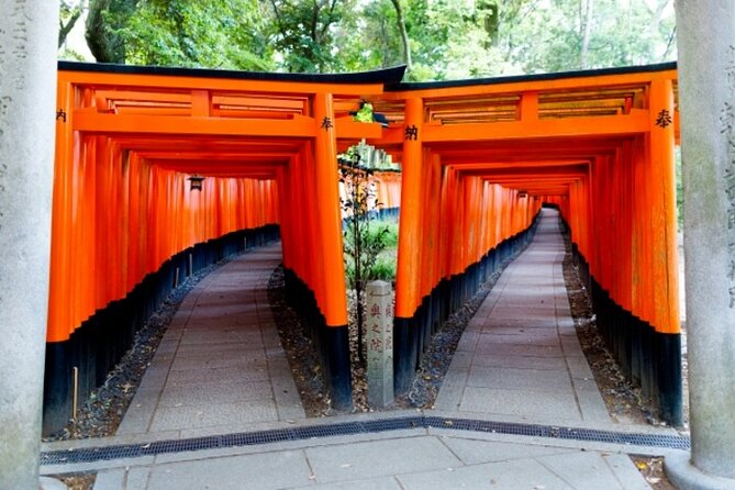 Kyoto 1 Day Golden Route Bus Tour - Kyoto Handicraft Center: A Useful 30 Minutes for Practical Souvenirs