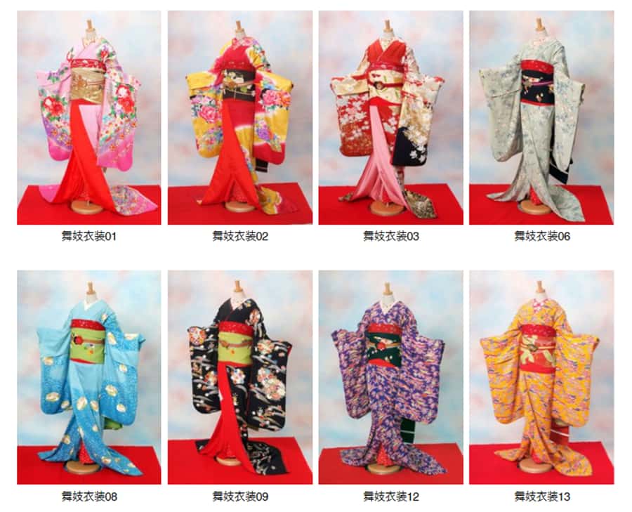 Kyoto: 2-Hour Maiko Makeover and Photo Studio Shoot - Choosing your kimono: colors, seasons, and comfort