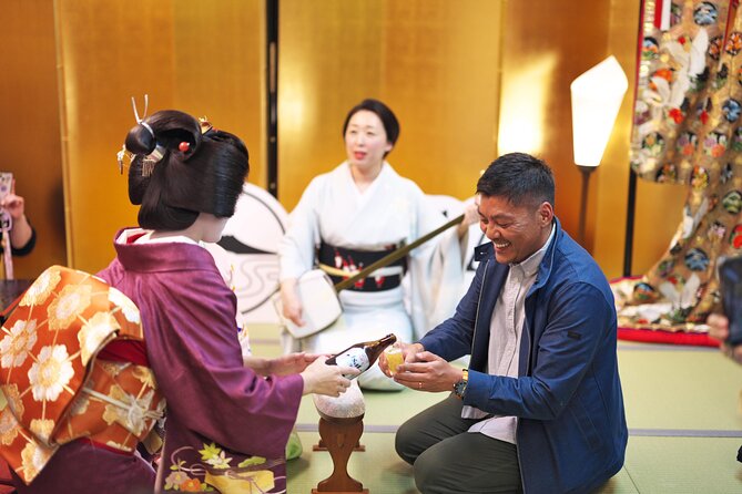 Kyoto 4 hr Gion Private Guided Tour & Maiko or Geisha Dinner - Gion Hayakawa Kaiseki dinner, where hosting is the main event