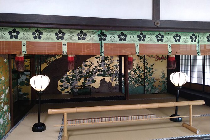 Kyoto 6h Private Tour Fushimi Inari, Kiyomizu, Gion & Hidden Gems - Stop 2: Chishaku-in, a calmer garden-style temple break
