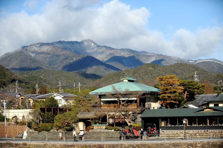 Kyoto: Arashiyama Customized Rickshaw Tour & Bamboo Forest - Arashiyama’s quiet neighborhoods, not just the headline sights