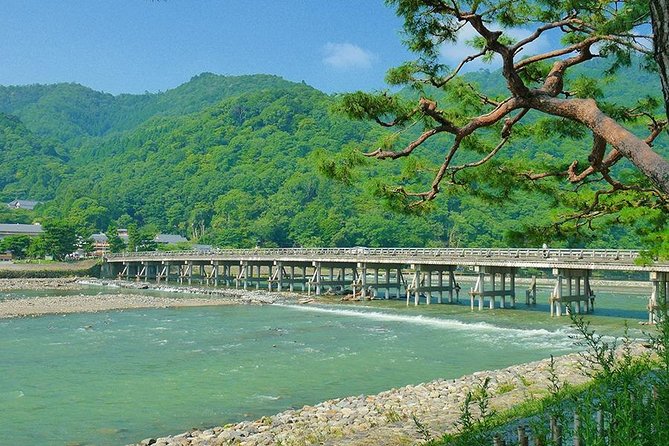 Kyoto Arashiyama & Sagano Bamboo Private Tour with Government-Licensed Guide - Imperial villa options: Shugakuin and Katsura for architecture lovers