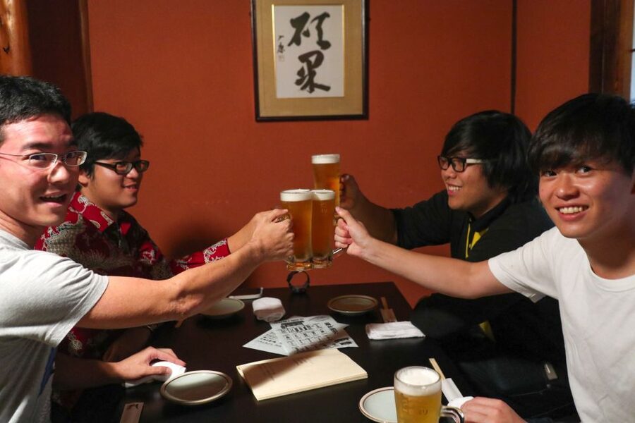 Kyoto : Bar Hopping Tour in Pontocho Alley at Night - Conversations, Local Games, and Making the Night Feel Less Like a Tour