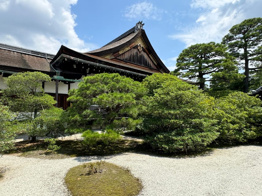 Kyoto: Discover Every Bit of Kyoto Imperial Palace - Hamaguri Gomon Gate orientation: Getting your bearings in minutes