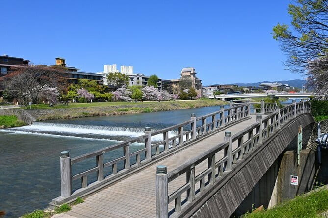 Kyoto E-Bike Tour of Hidden Gems, Backstreets and Temples - Riding comfort, walking bits, and how to prepare
