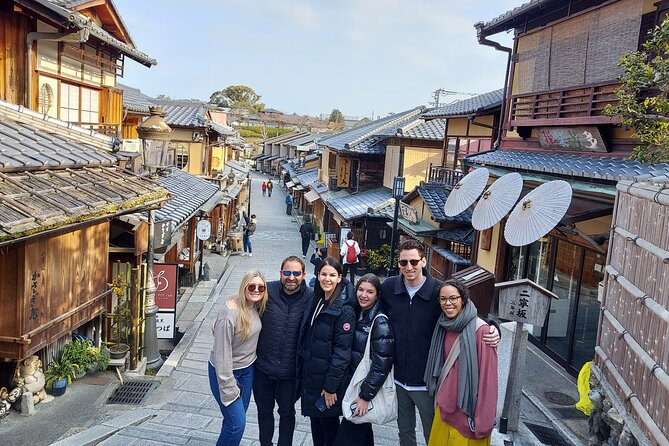 Kyoto Early Morning Private Tour with Government-Licensed Guide - Your private guide: the real difference is the control