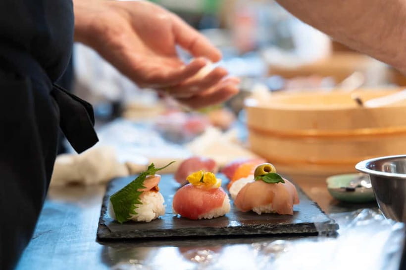 Kyoto: Enjoy Sushi & Market Tour! Best for Family & Couple! - Logistics that matter more than you think
