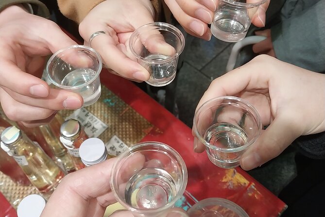 Kyoto Food Tour of 10 Tastings with Wagyu, Mochi & More Surprises - Matcha tea tasting at a renowned Kyoto venue