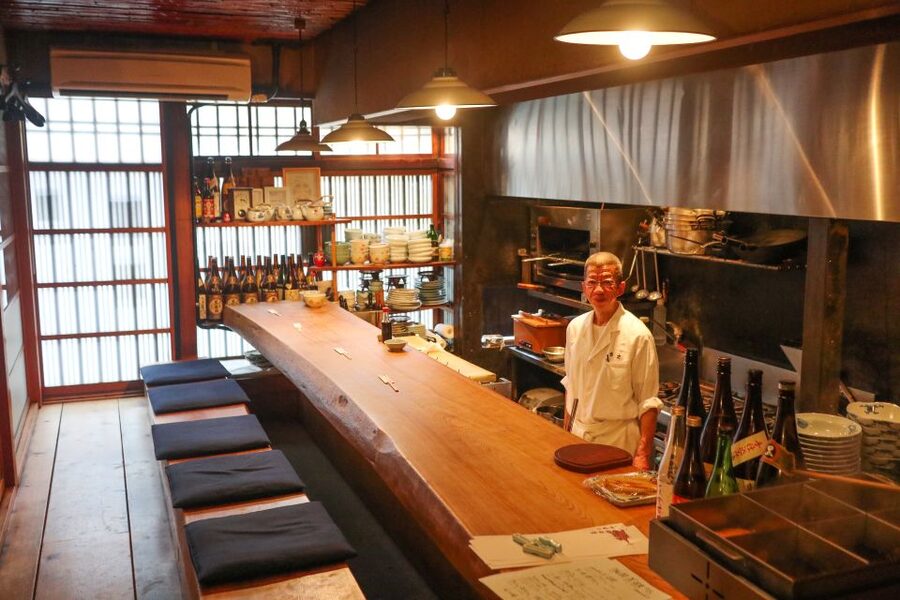 Kyoto: Foodie Night Tour in Gion with 9 dishes + 6 Sake - Price and value: is $361 really fair for 9 dishes plus sake?
