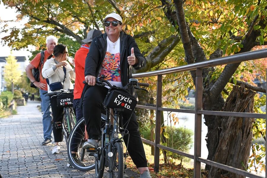 Kyoto: Full Day Bike Tour - Kamo River photo time and Gion back streets without the panic