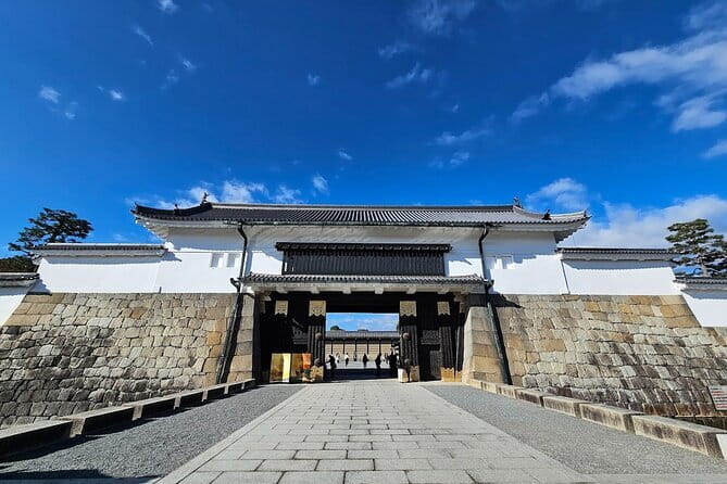 Kyoto Full Day Sightseeing Tour from Osaka or Kyoto - Guide quality can make or break the day