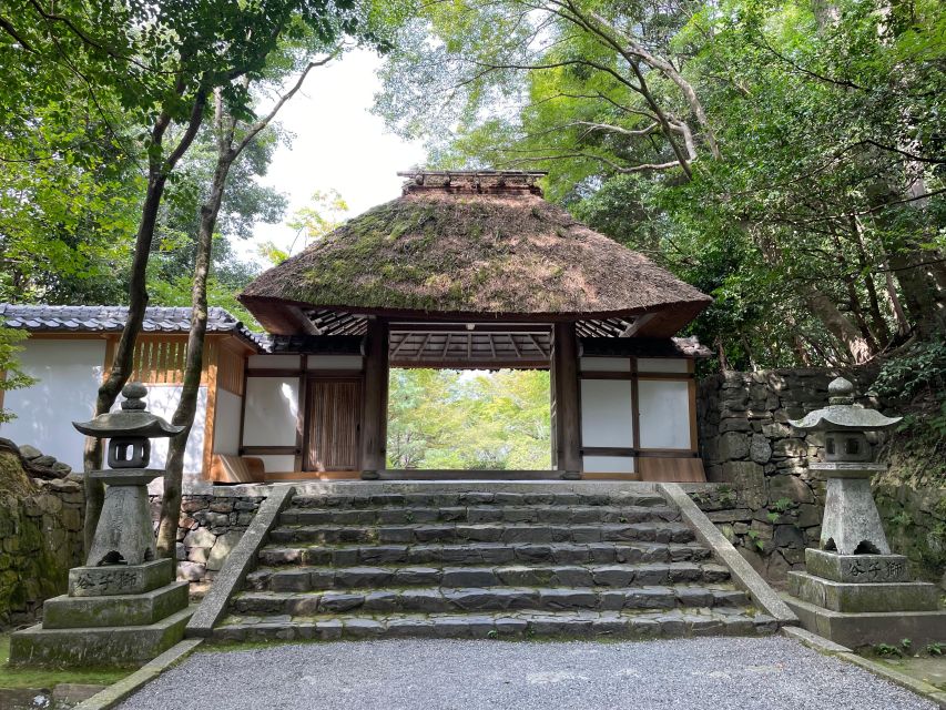 Kyoto: Fully customizable your own tour in the old capital - Shopping for Traditional Items, Without the Tourist Trap Feel
