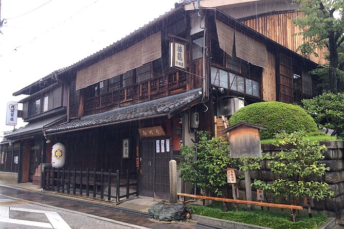 Kyoto Fushimi District Food and History Tour - Stop 5: Teradaya Historic Site and Sakamoto Ryoma’s near assassination