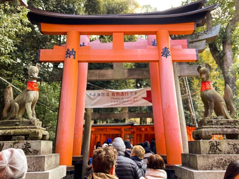 Kyoto: Fushimi Inari Night Walking Tour with Guide - The Senbon Torii walk: where lantern light meets symbolism