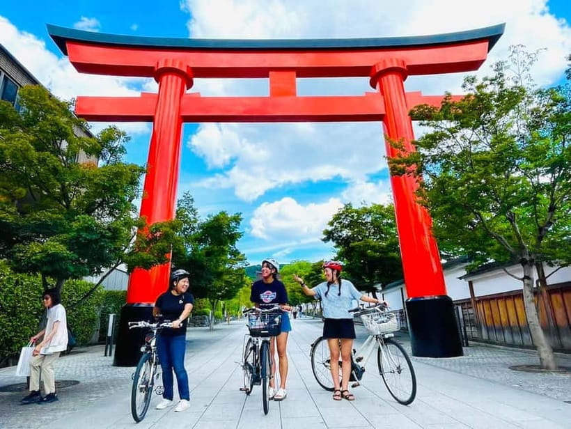 Kyoto: Fushimi Inari Shrine and Tofukuji Temple E-Bike Tour - Gion and Kyoto customs on two wheels